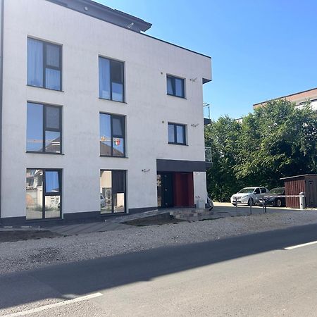 Divany Apartaments Brasov - Coresi Mall Exterior photo